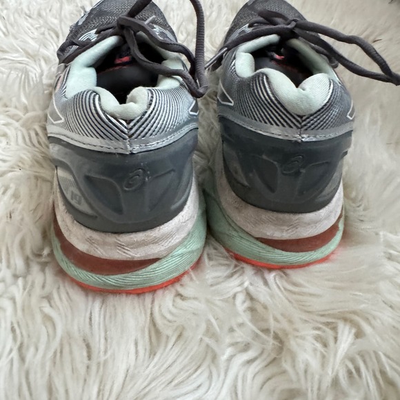 ASICS GEL NIMBUS 19 RUNNING SHOES Women's Size 7 Athletic Sneakers - Picture 6 of 8